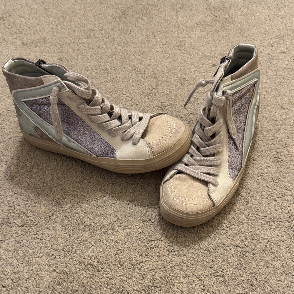 ShuShop Beige and Lavender High-Top Sneakers
